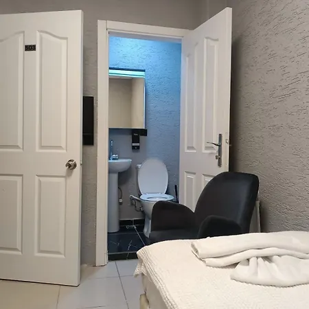 Kadikoey Bull 酒店 *