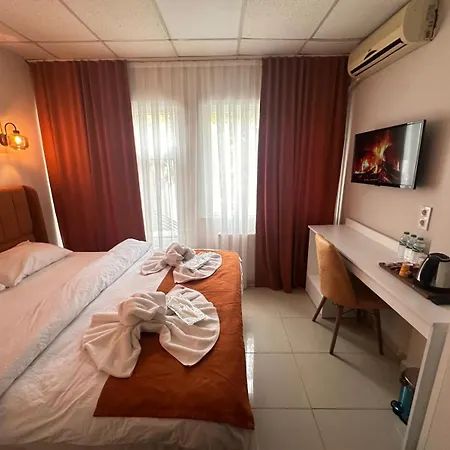Hotel Kadikoey Bull